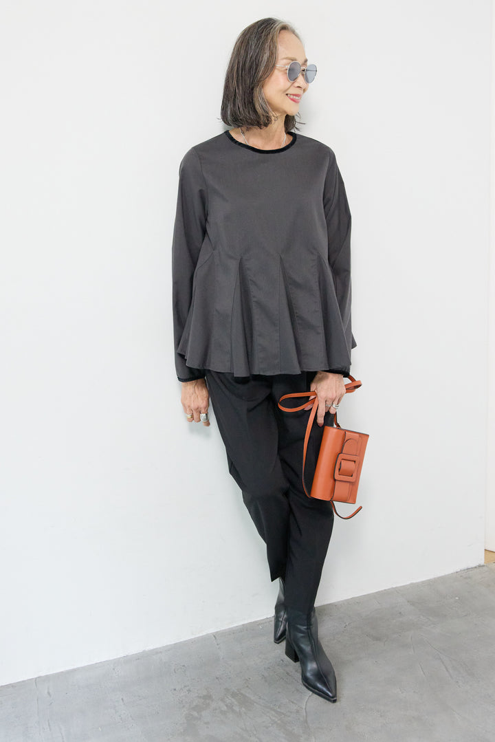 クラシックフレアプルオーバー