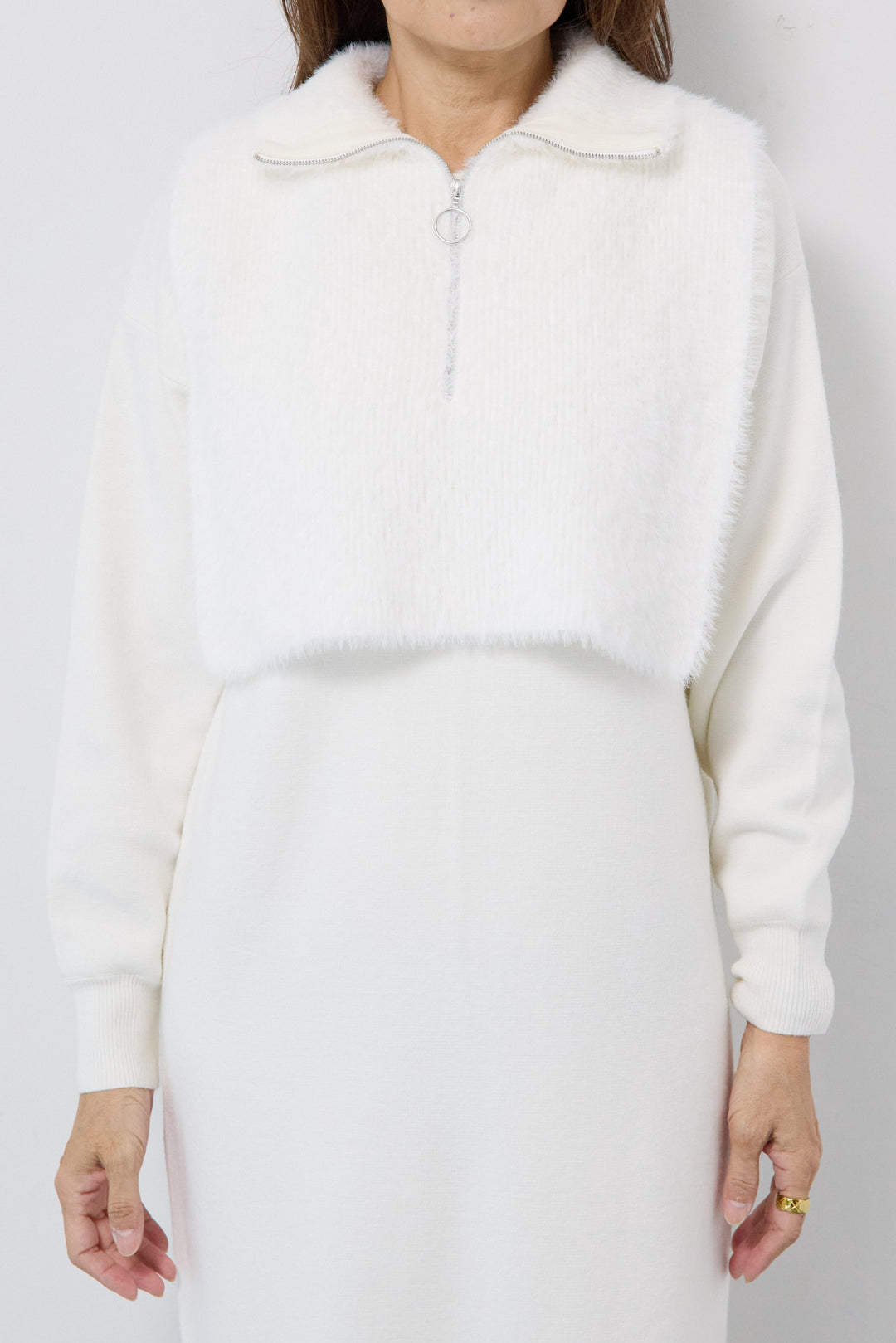 シャギーベスト付ニットワンピース