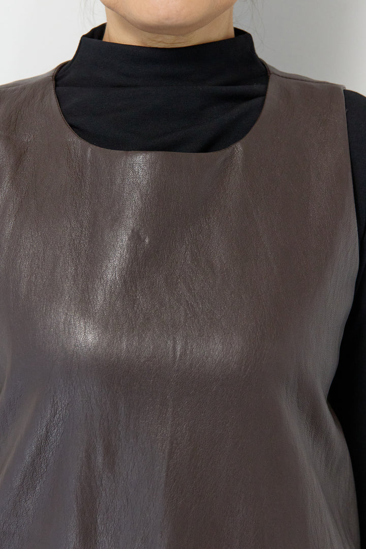 フェイクレザージャンパースカート+タートルインナー