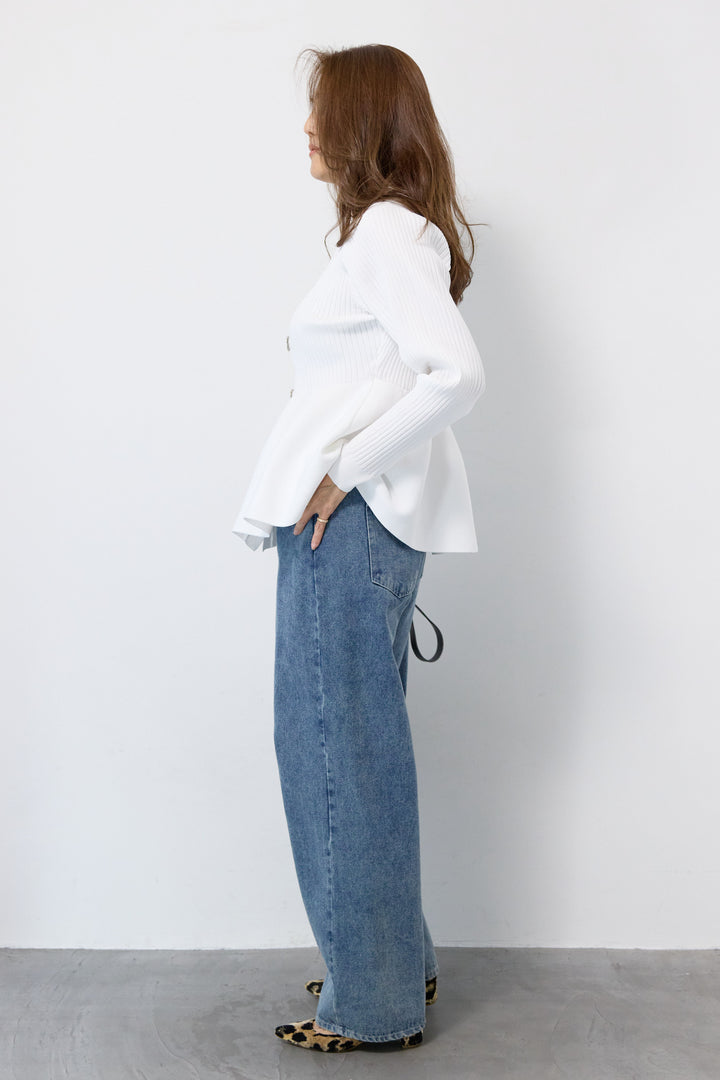 ニュアンス釦ペプラムニットカーディガン