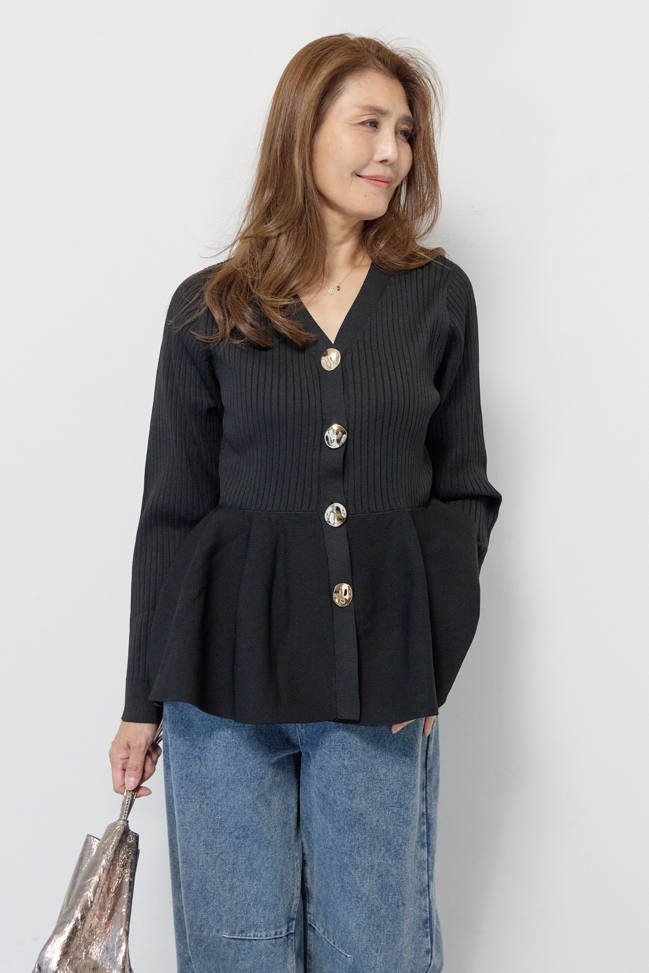 ニュアンス釦ペプラムニットカーディガン – plusotoha