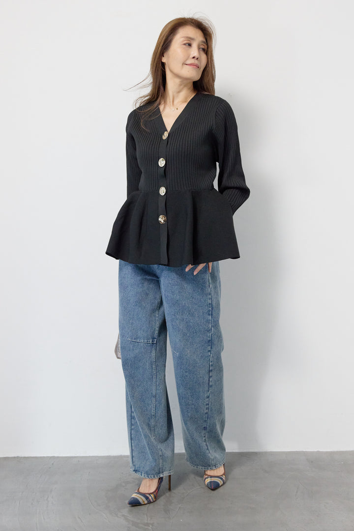 ニュアンス釦ペプラムニットカーディガン