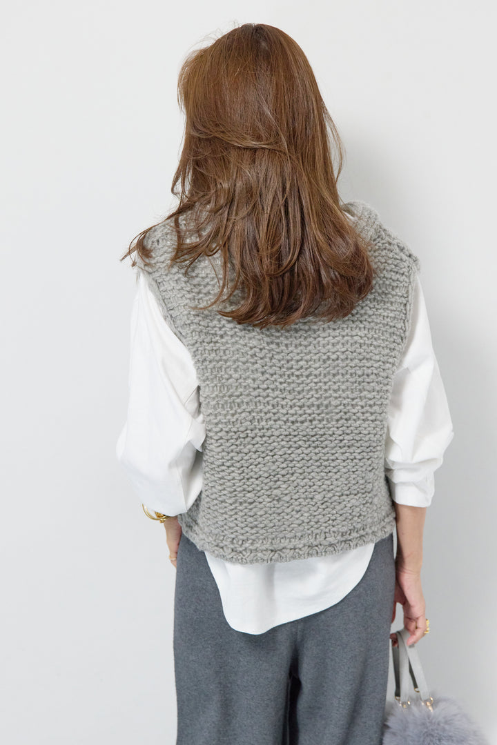 ざっくりストリングベスト