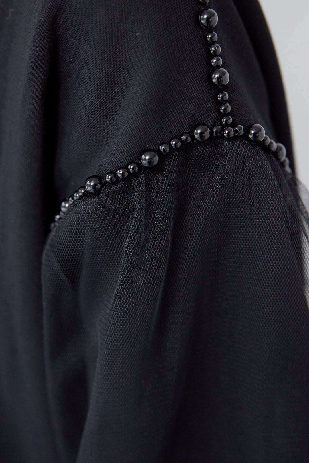 チュールスリーブプルオーバー