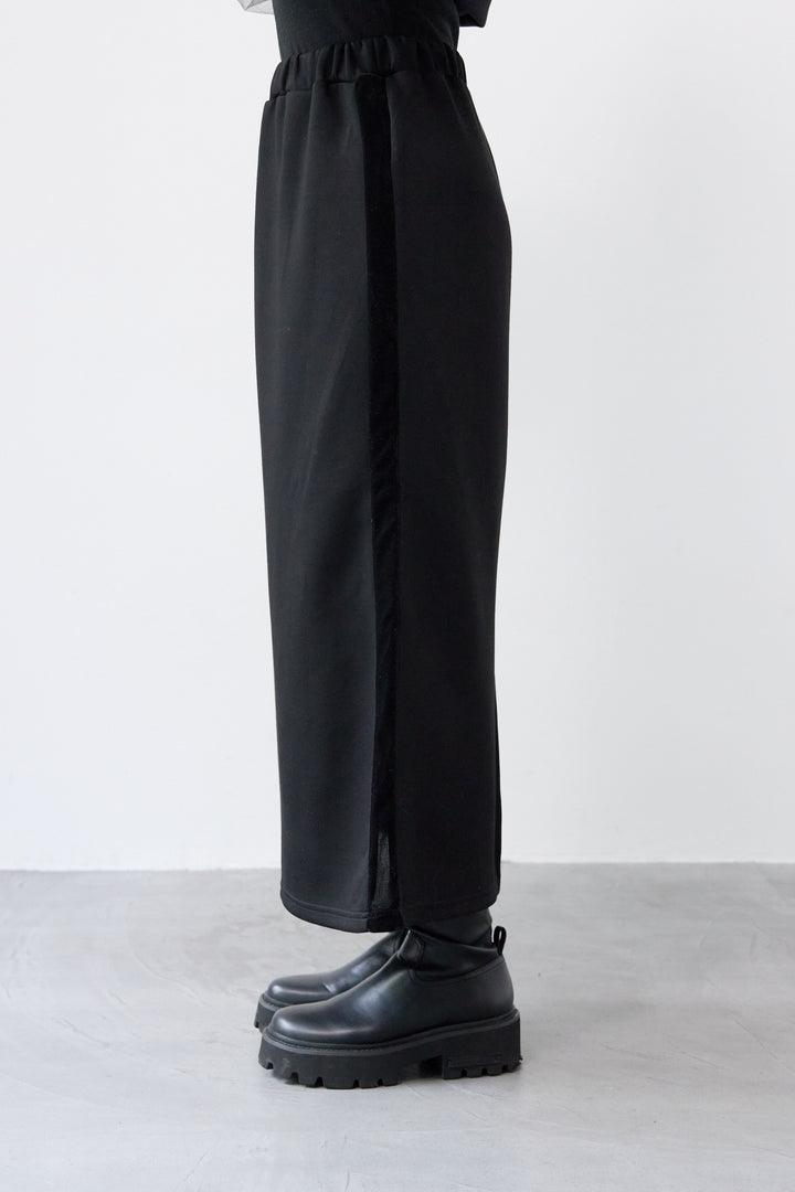 ダンボールストレートスカート