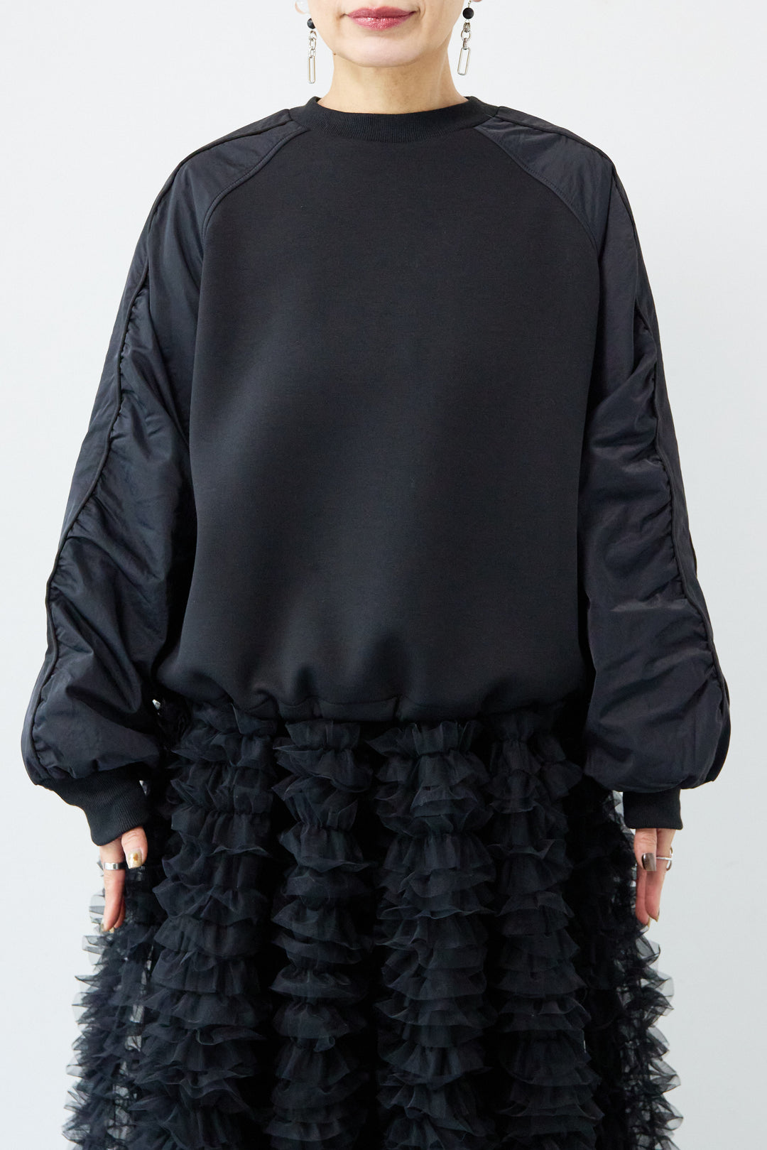 ナイロンラグランスリーブ ダンボールプルオーバー