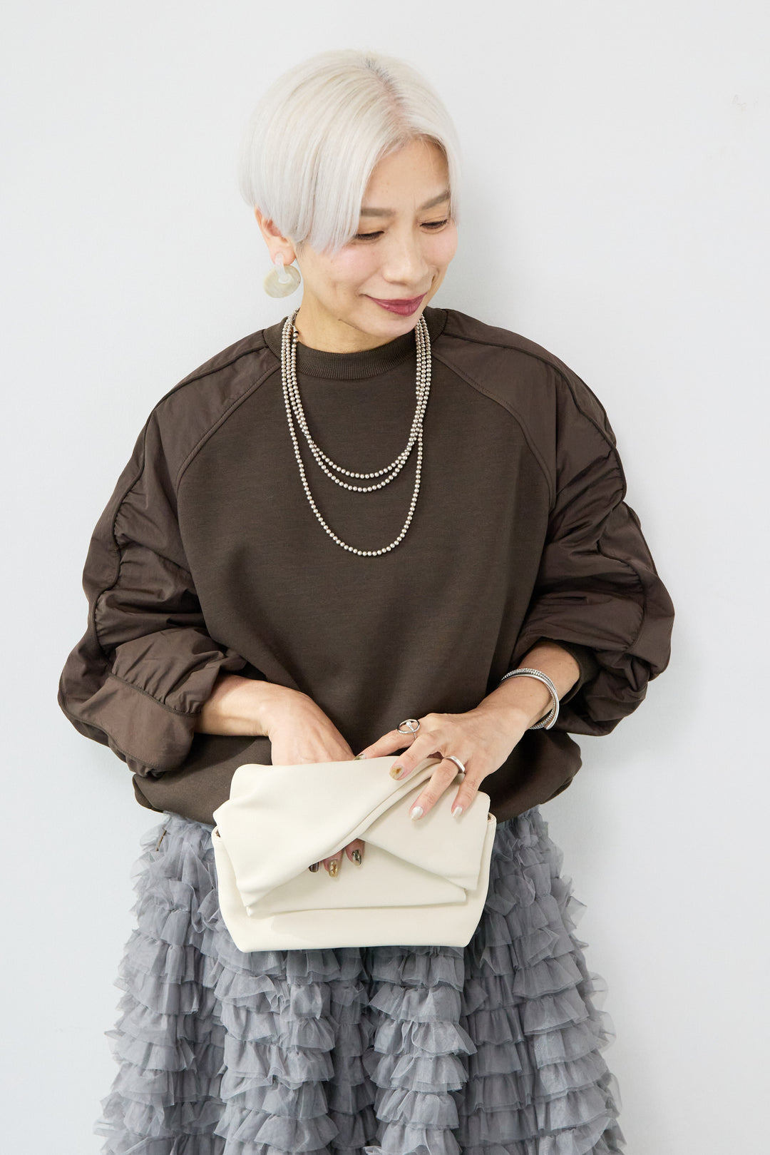 ナイロンラグランスリーブ ダンボールプルオーバー