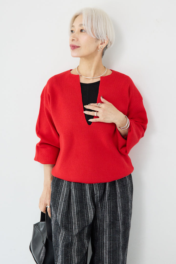 【防静電気】やわもち深Vネックデザインニット