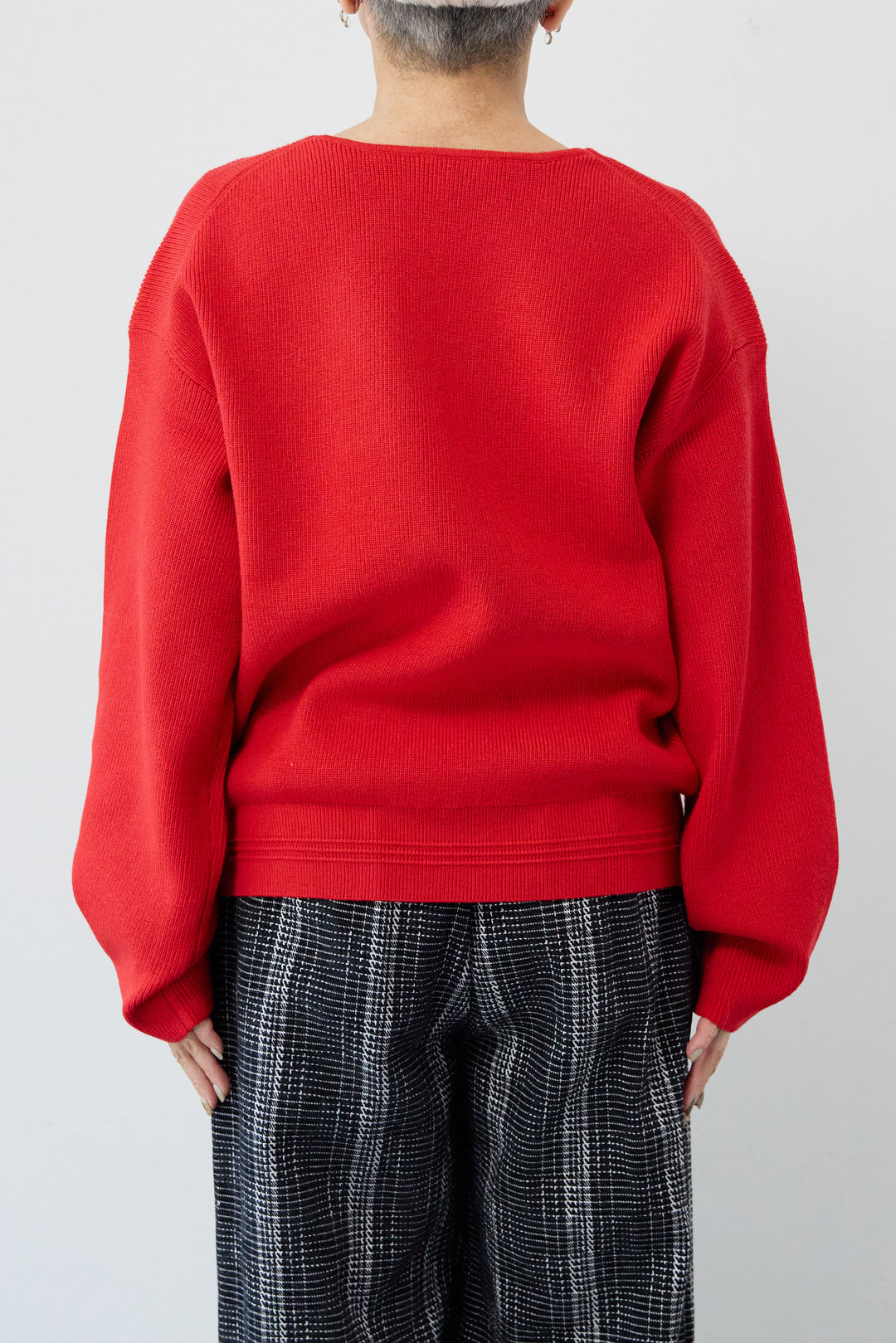 【防静電気】やわもち深Vネックデザインニット