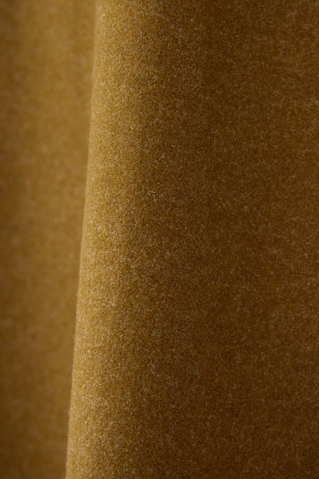 ギャザーショルダージャンパースカート