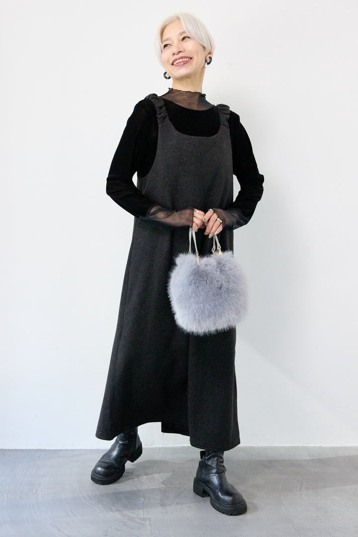 ギャザーショルダージャンパースカート