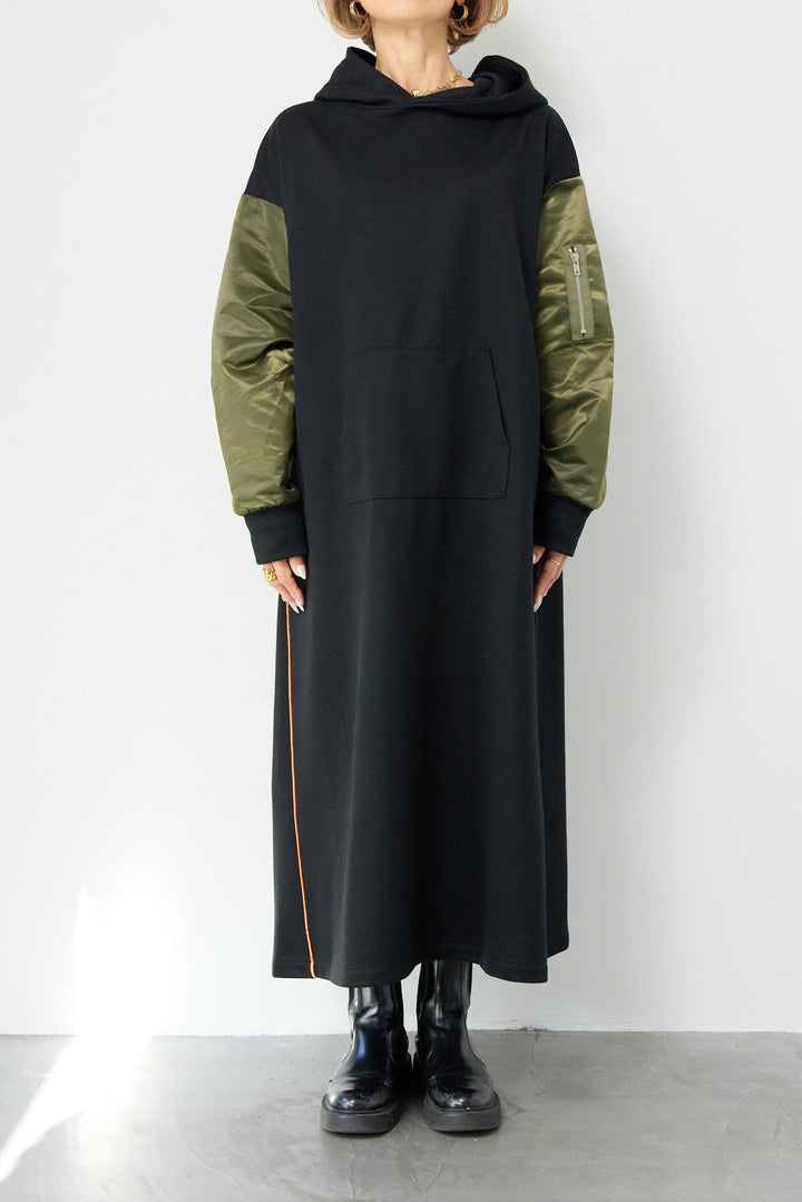 MA-1フードドッキングワンピース