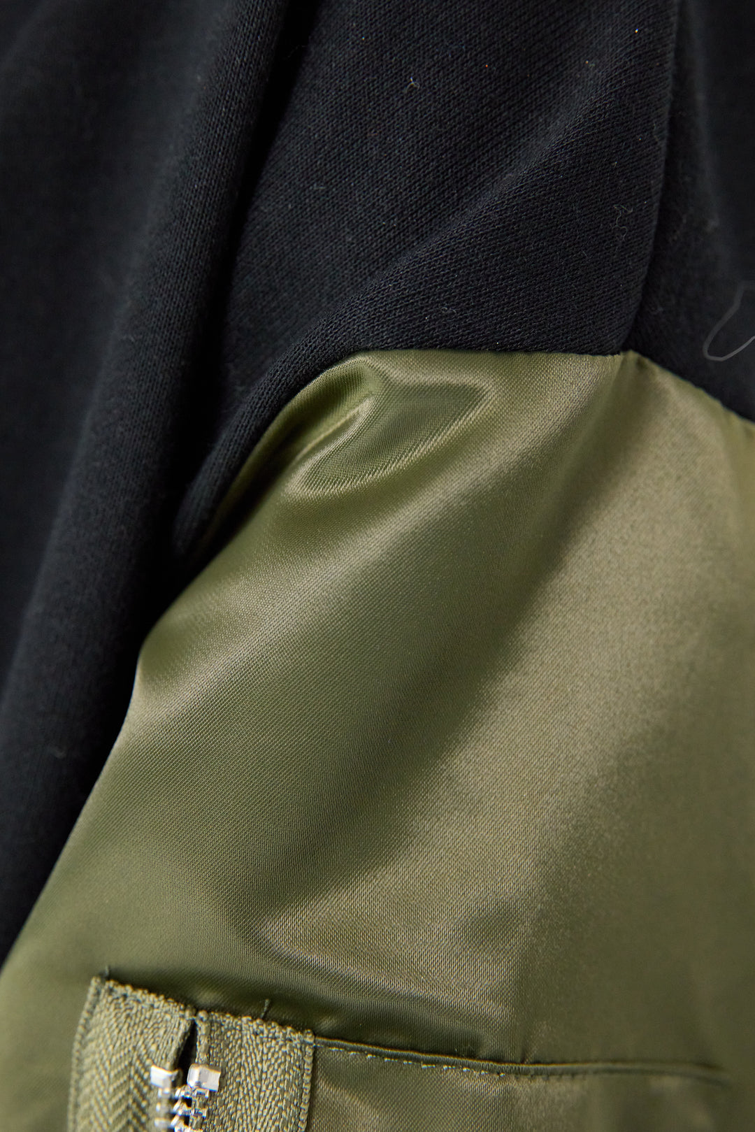 MA-1フードドッキングワンピース