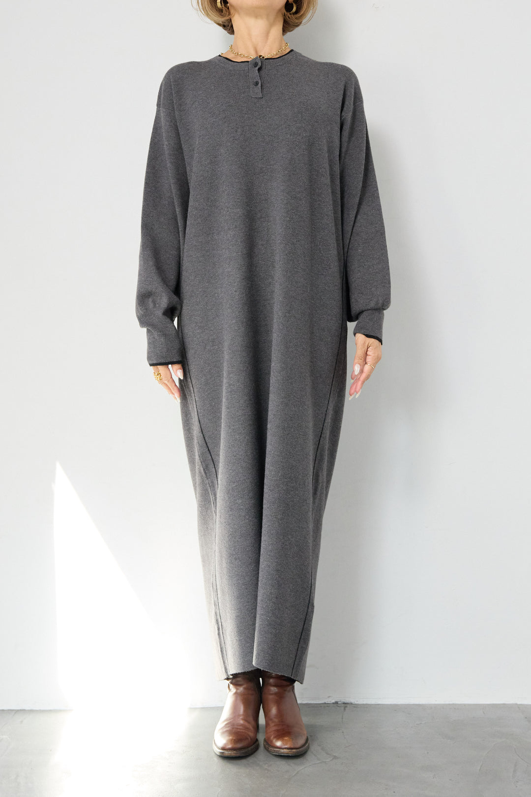 【防静電気】やわもちライン入りヘンリーワンピース