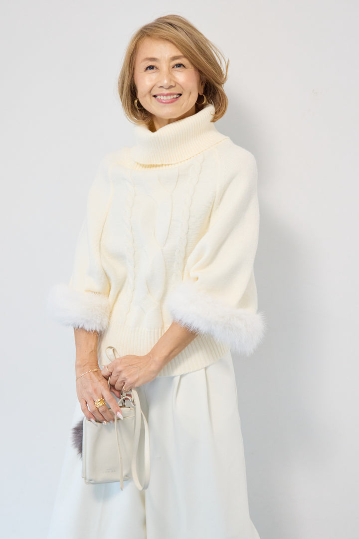 袖ファーケーブルニット ポンチョ