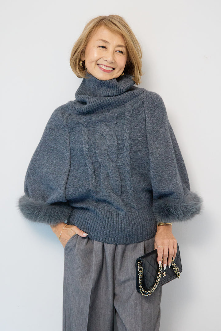 袖ファーケーブルニット ポンチョ