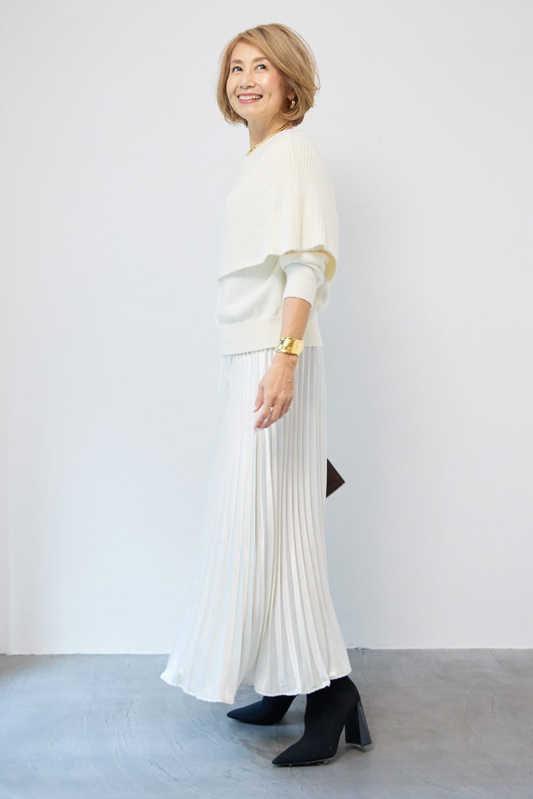 ケープド・リブニットプルオーバー