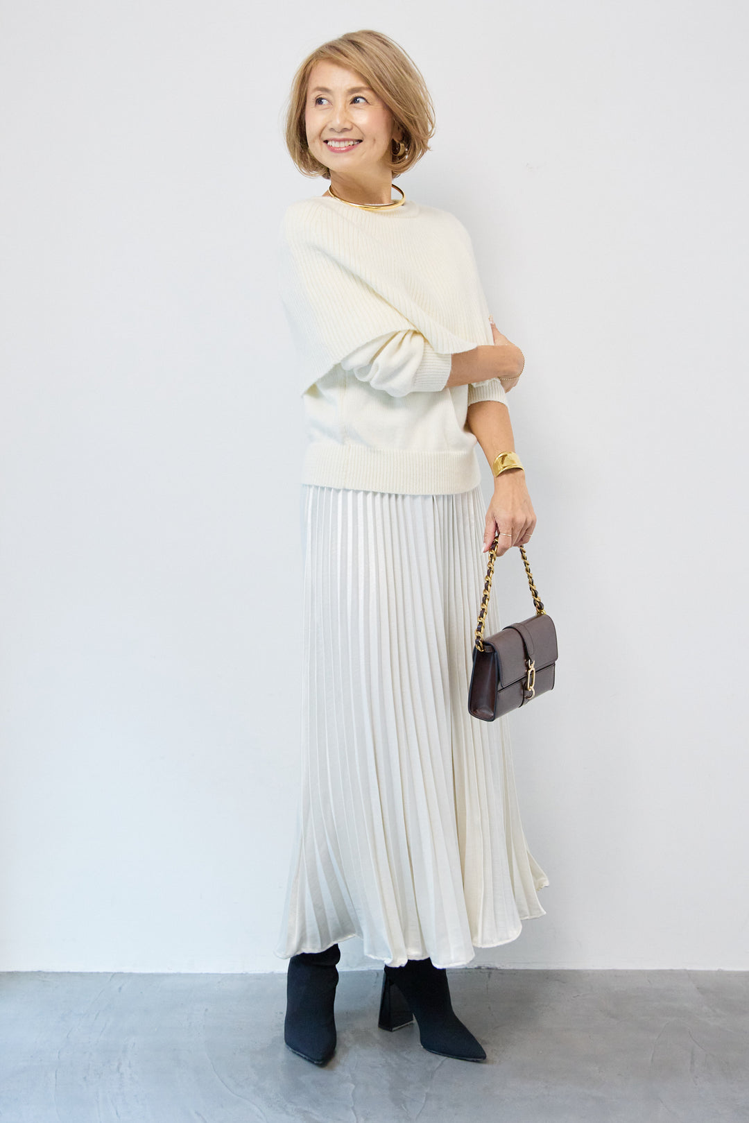 ケープド・リブニットプルオーバー