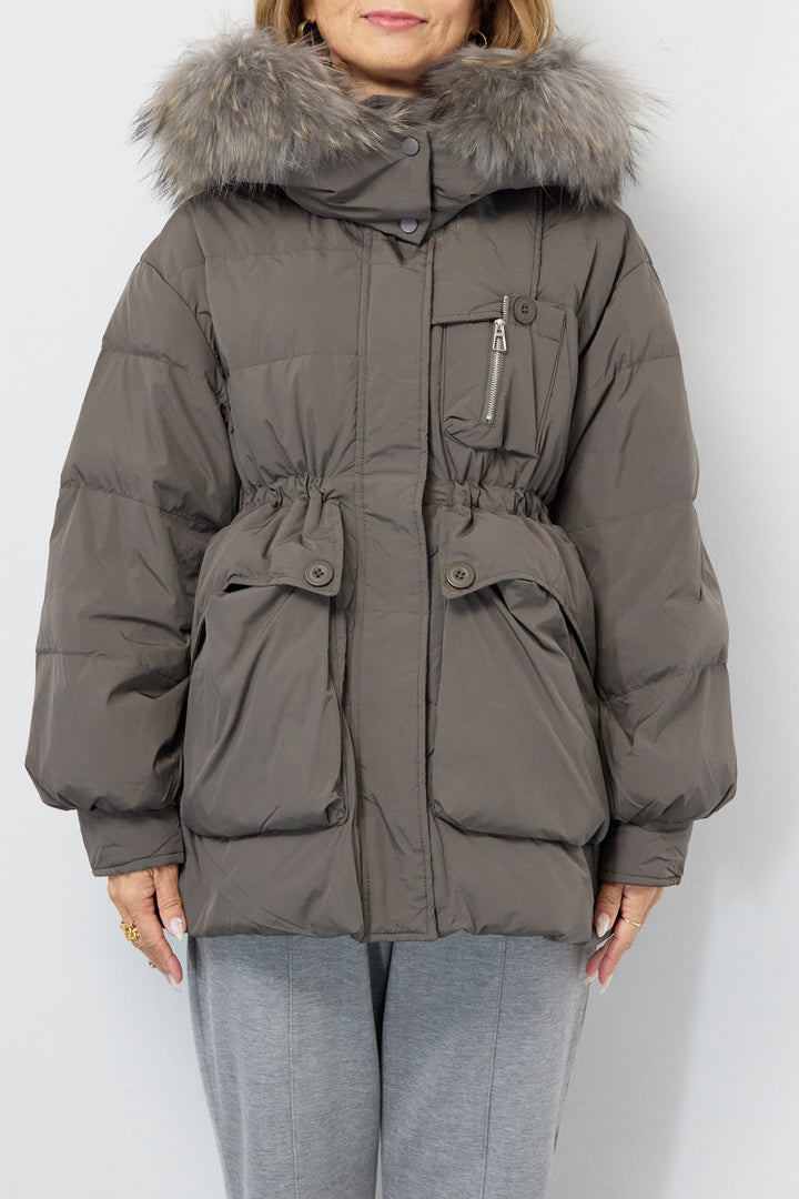 ファーフードダウンコート