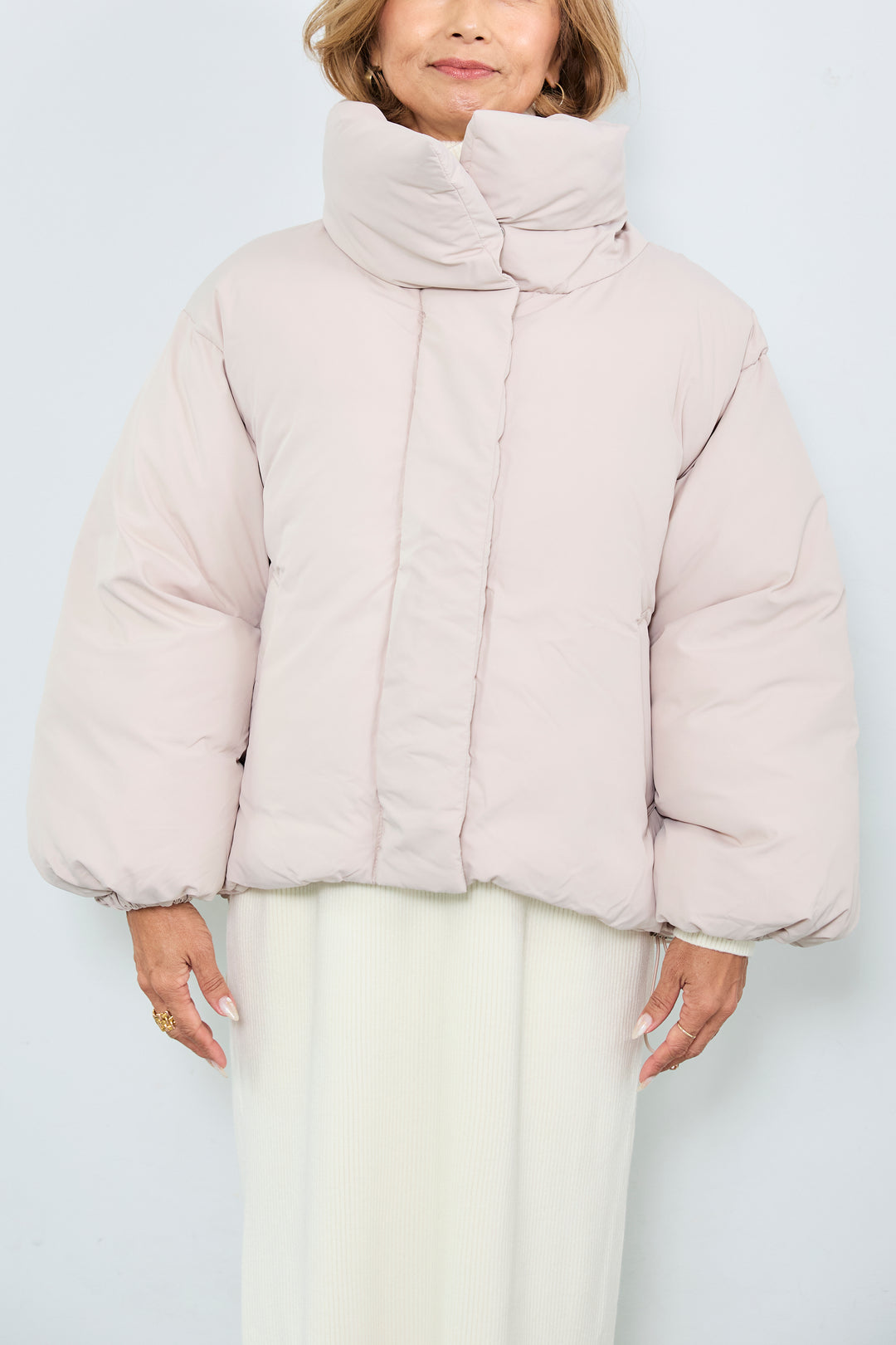 スタンドカラー中綿ショートブルゾン