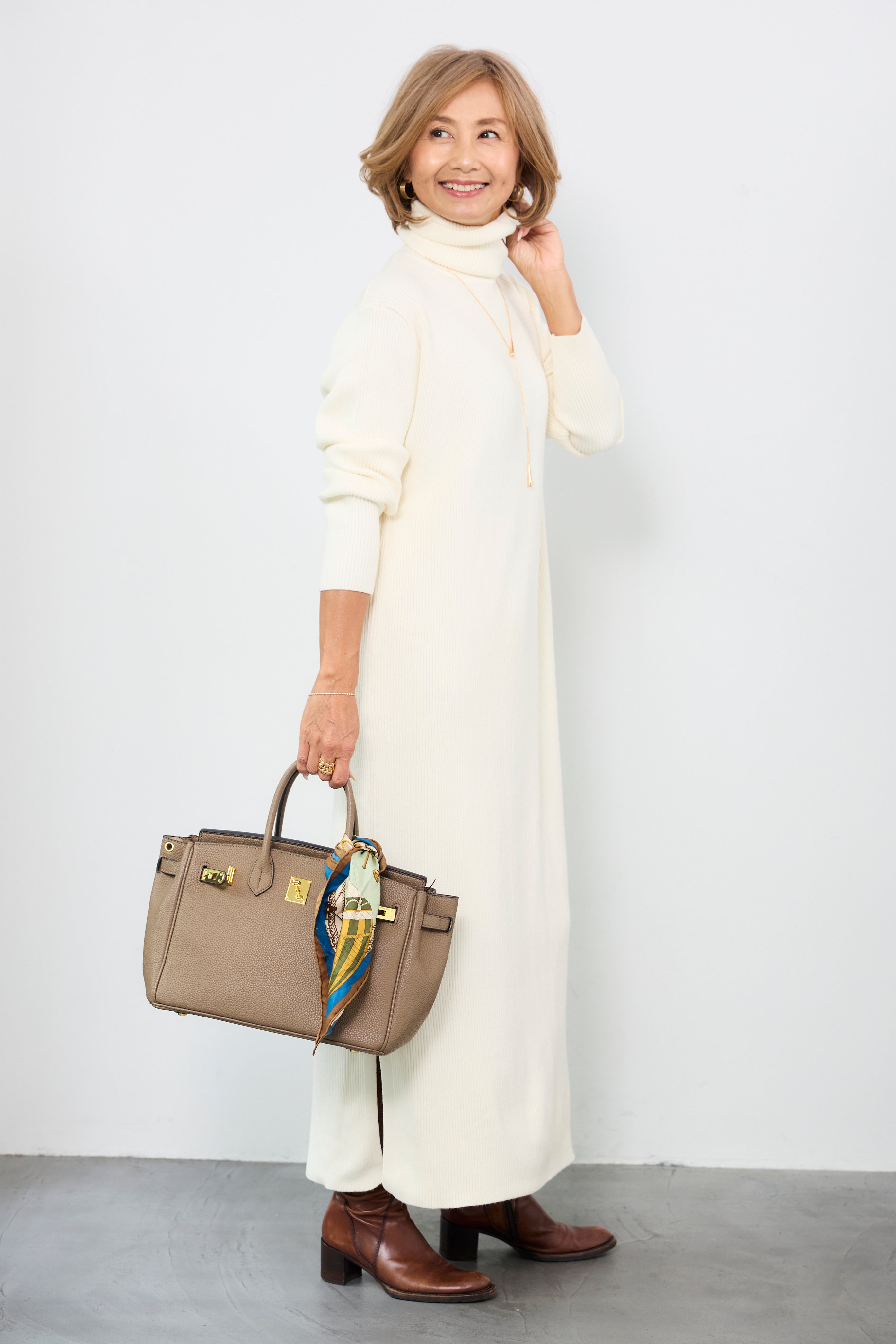 タートルネックリブニットワンピース – plusotoha