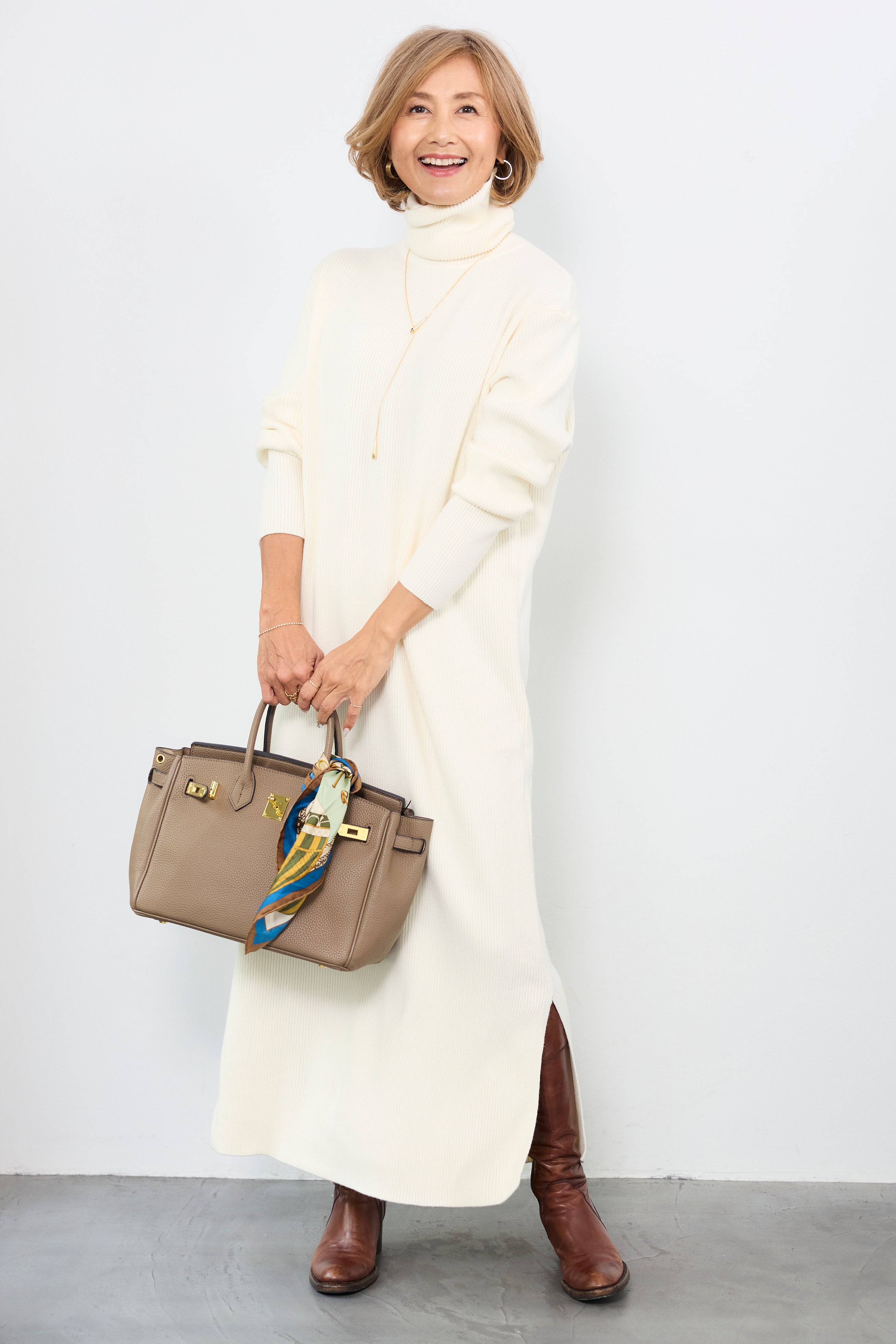 新品！PLUSOTOHAプラスオトハ　キーネックリブニットワンピース完売 新品！PLUSOTOHAプラスオトハ キーネックリブニットワンピース完売