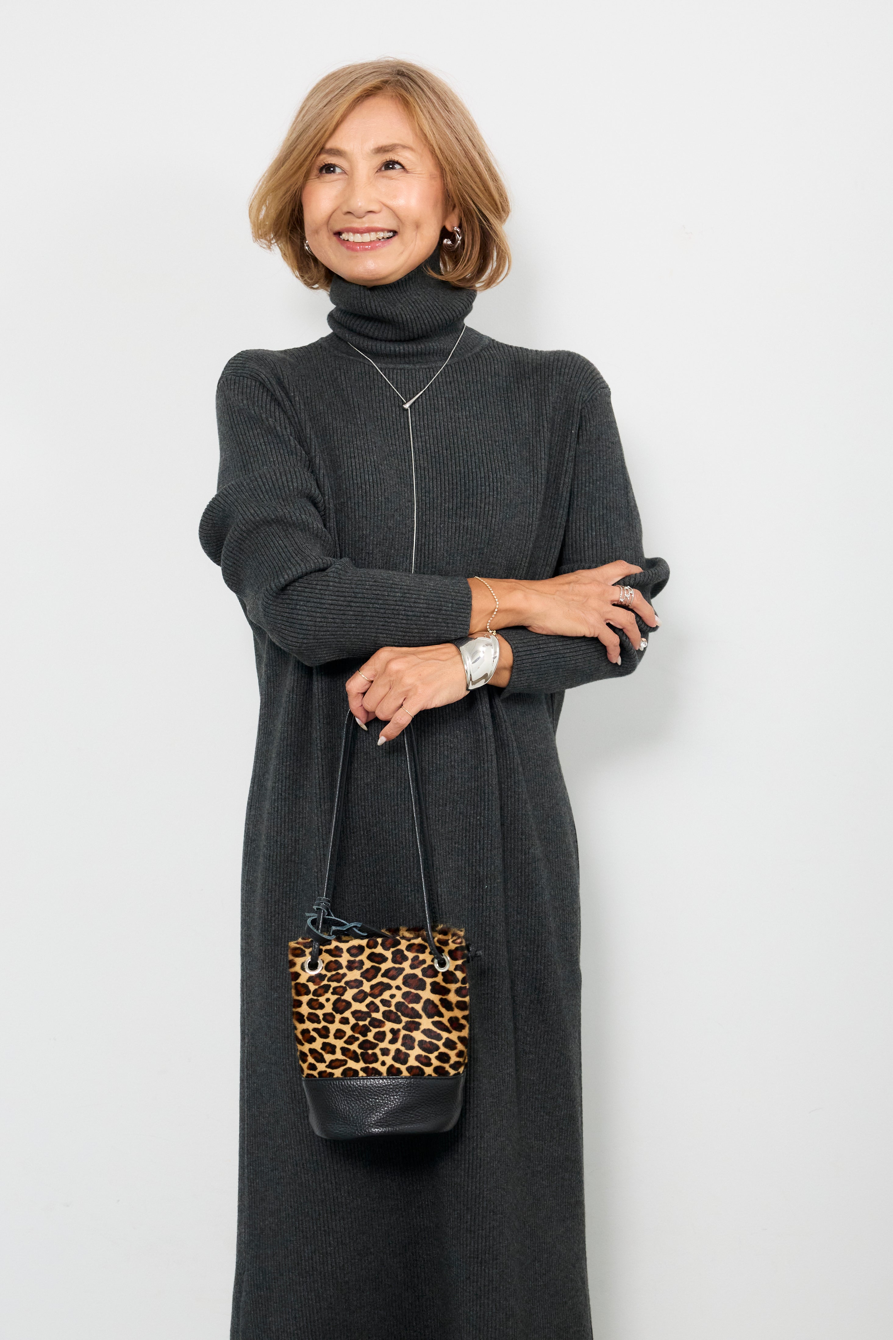 タートルネックリブニットワンピース – plusotoha