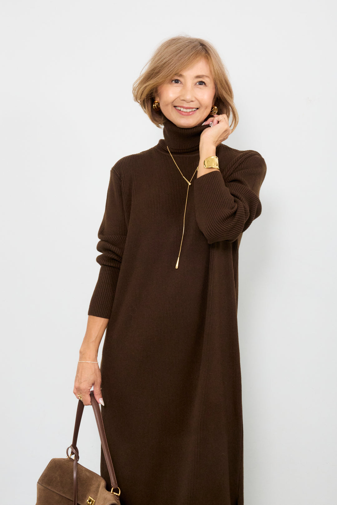 タートルネックリブニットワンピース