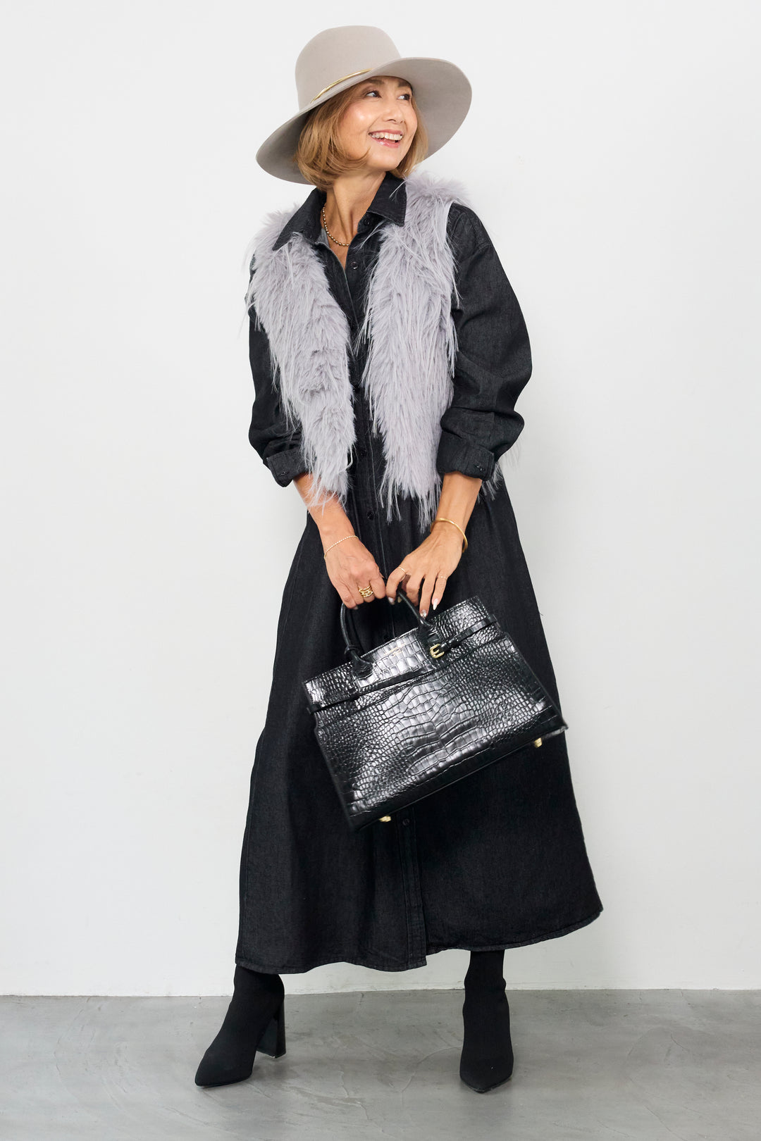 ロングシャギーベスト