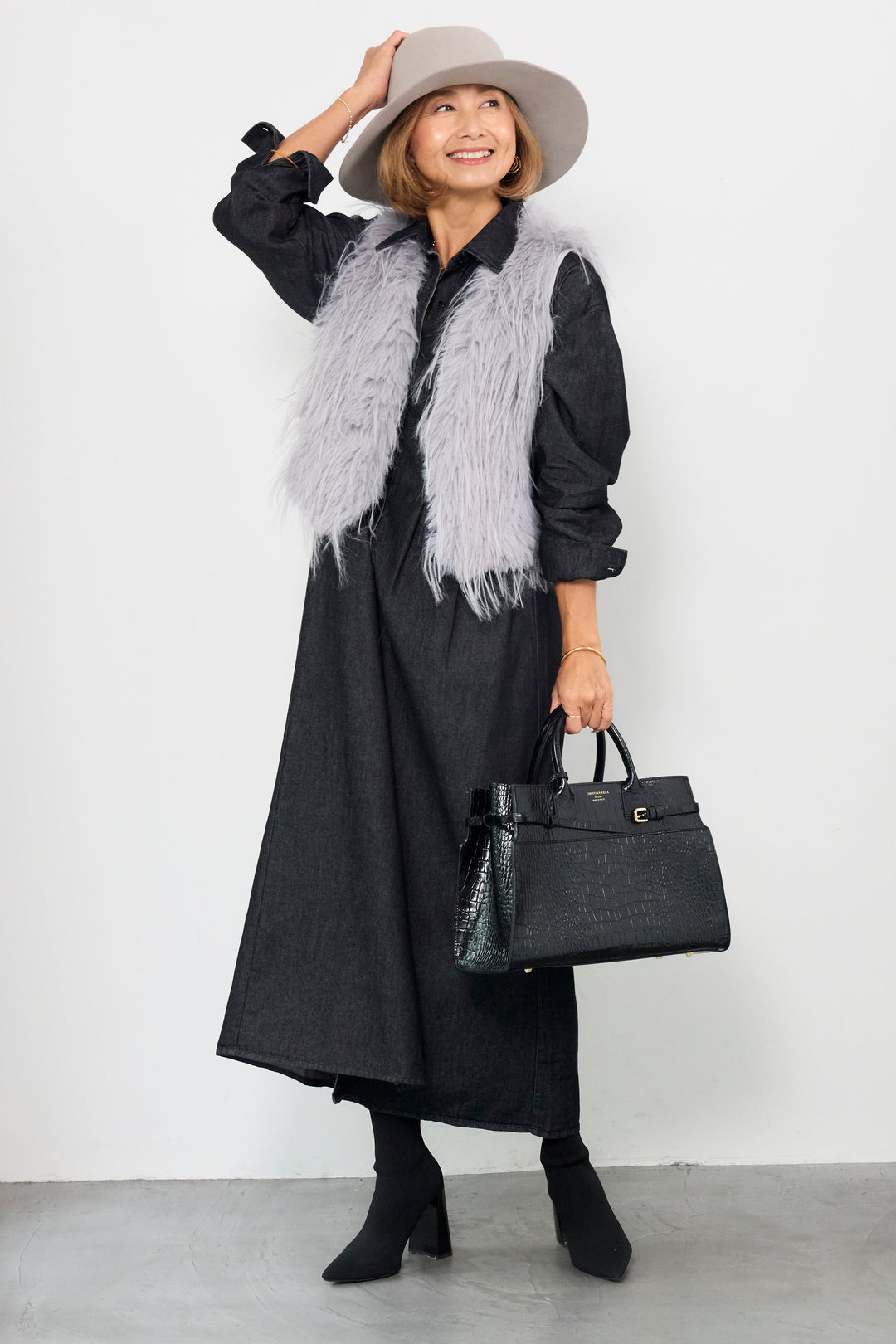 ロングシャギーベスト