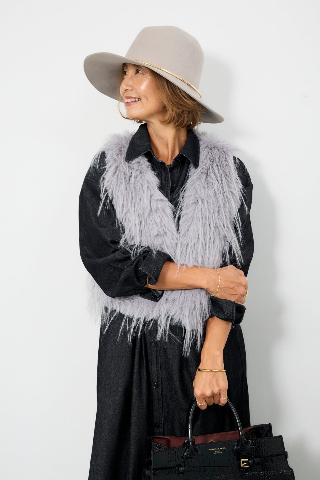 ロングシャギーベスト