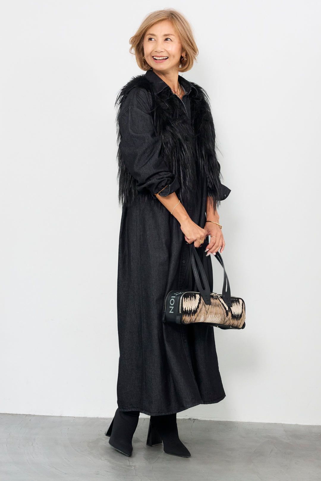 ロングシャギーベスト