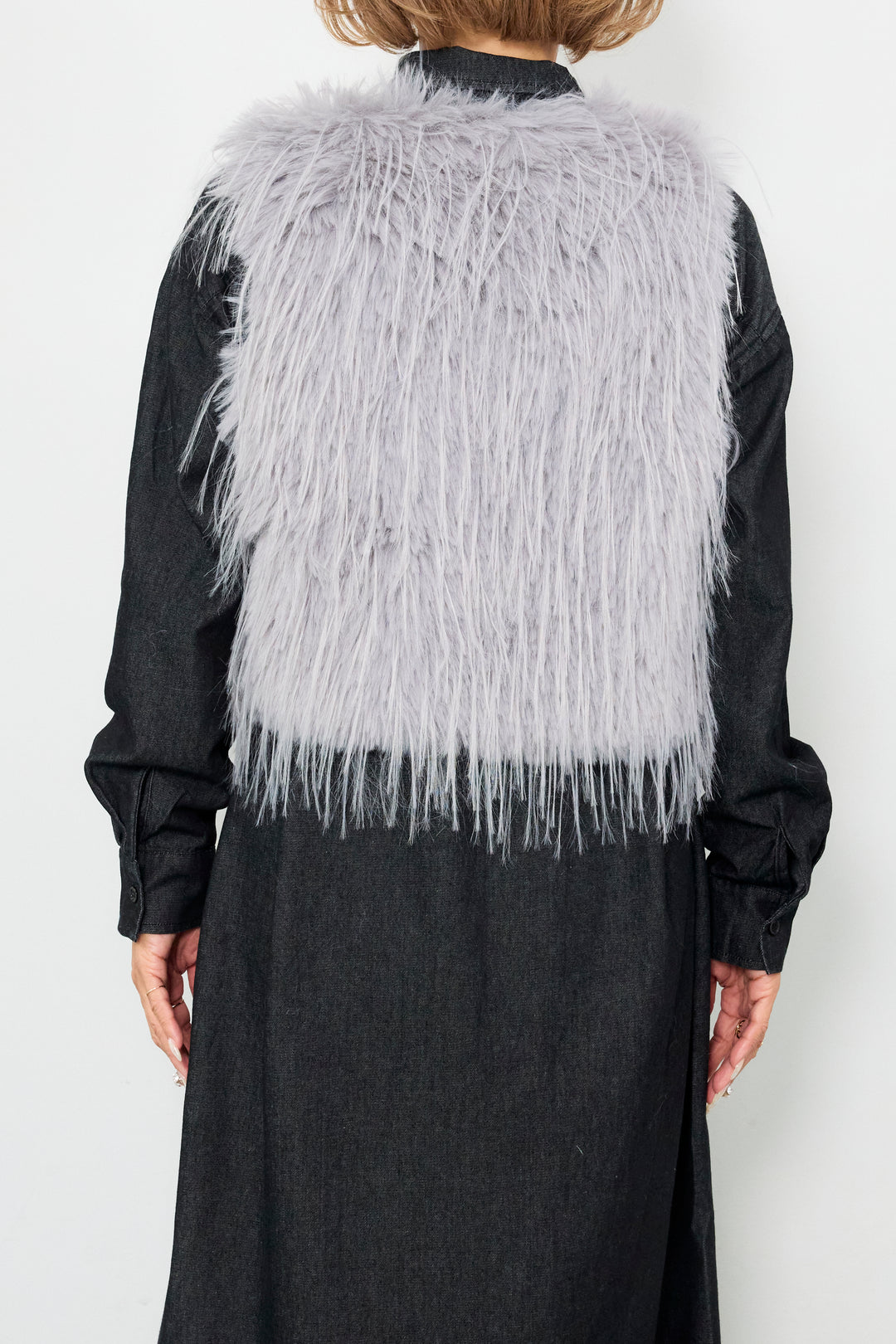 ロングシャギーベスト