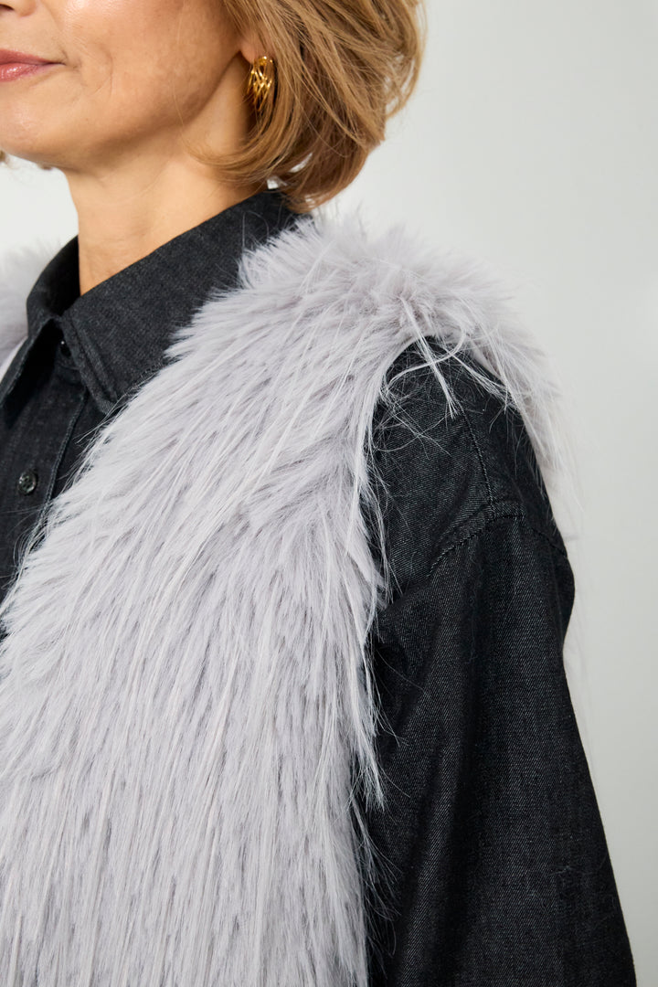 ロングシャギーベスト