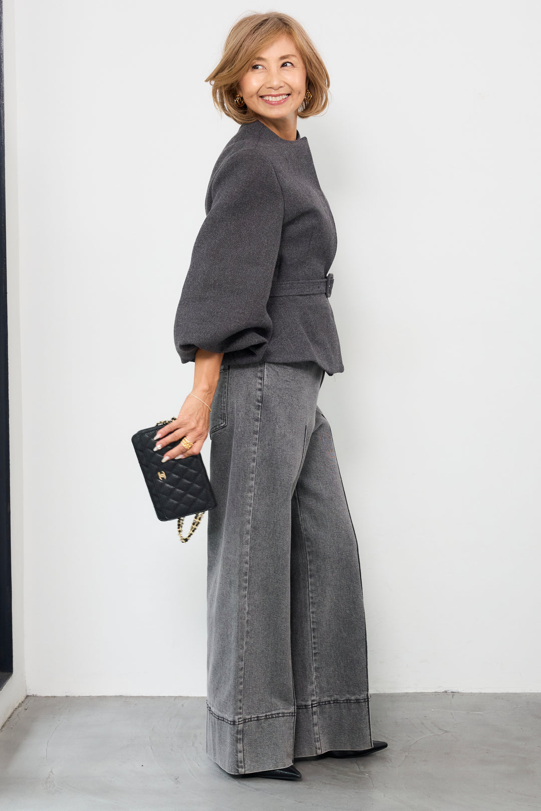 ペプラムシルエットウールジャケット