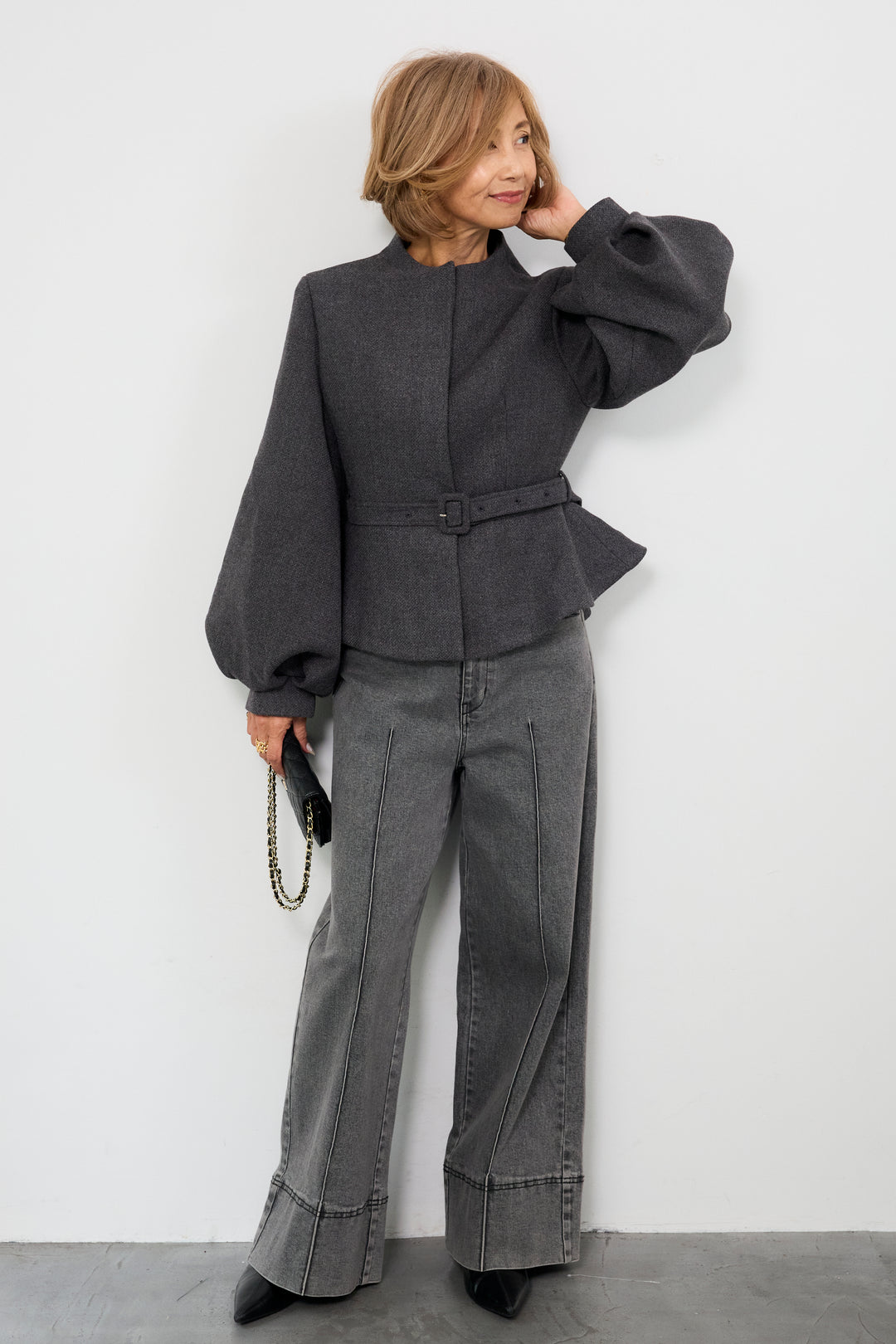 ペプラムシルエットウールジャケット