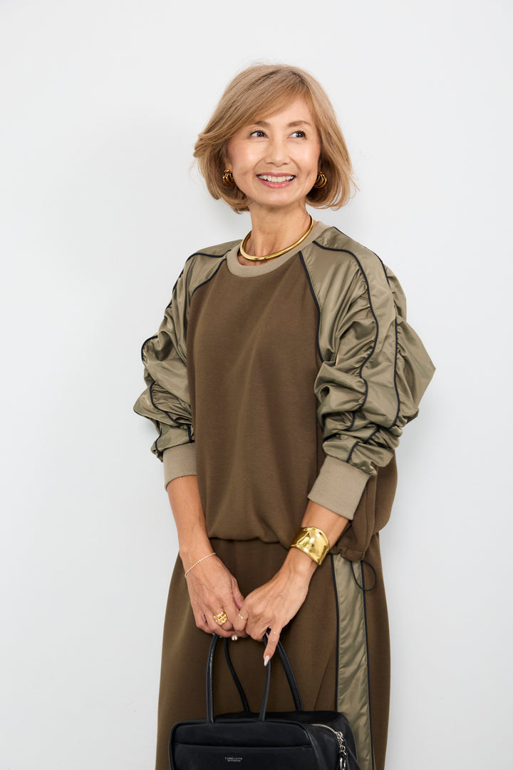 ボンバーヒート×タフタギャザープルオーバー