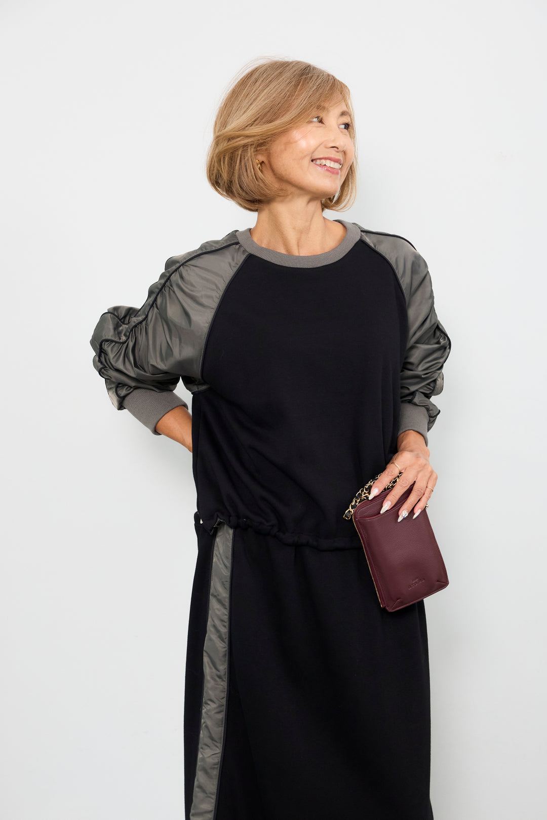 ボンバーヒート×タフタギャザープルオーバー