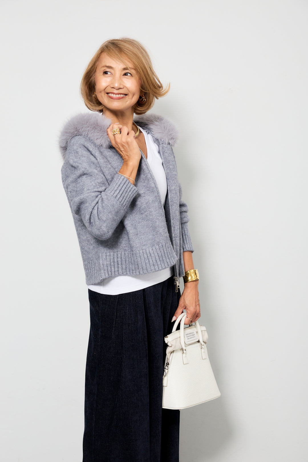 ファーフードニットパーカー