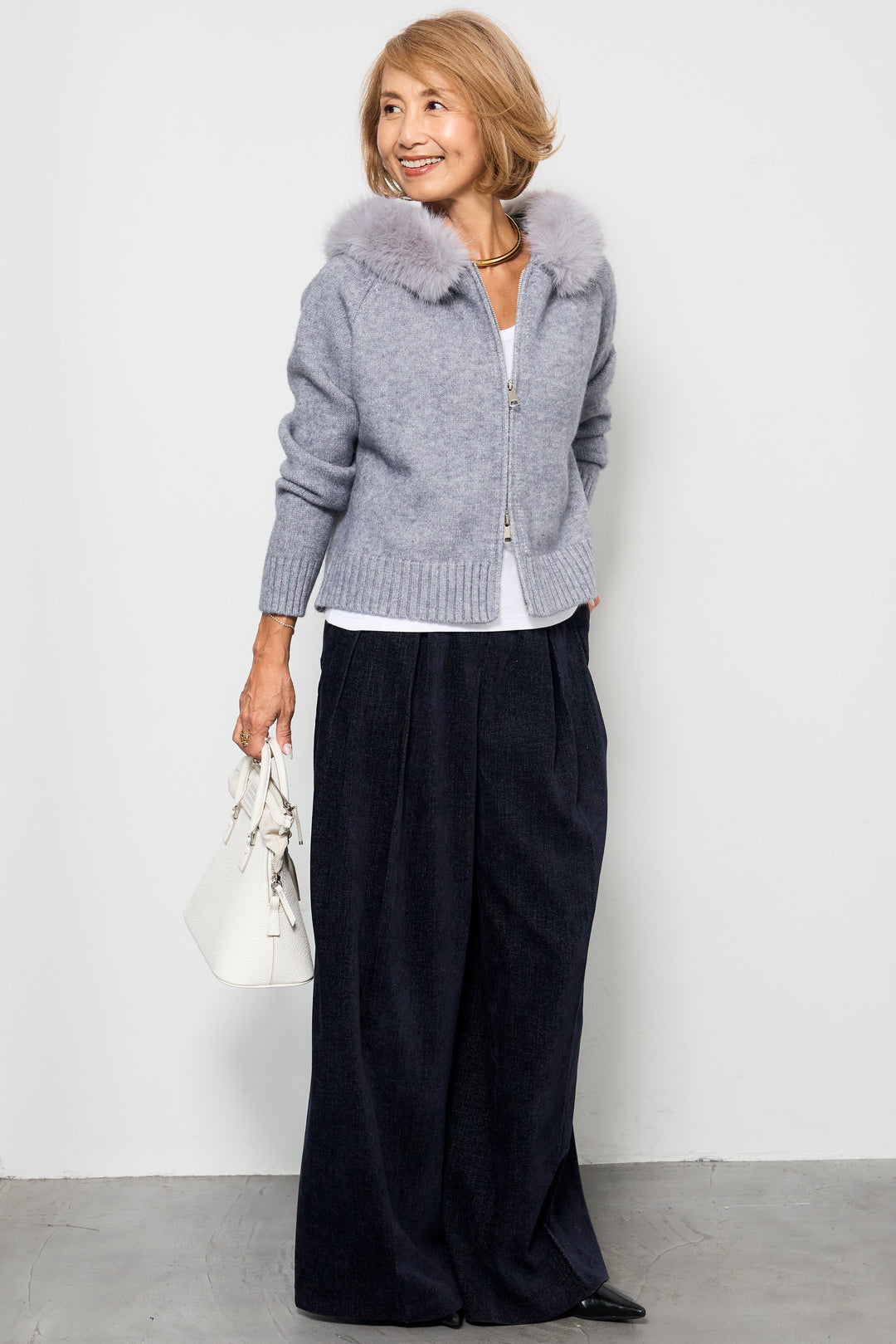 ファーフードニットパーカー