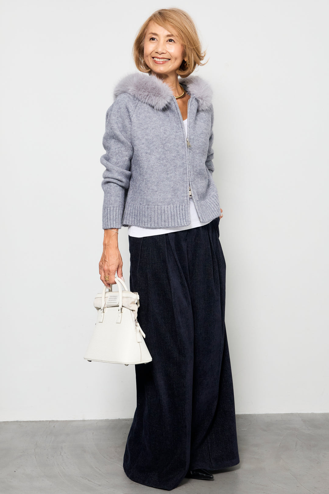 ファーフードニットパーカー