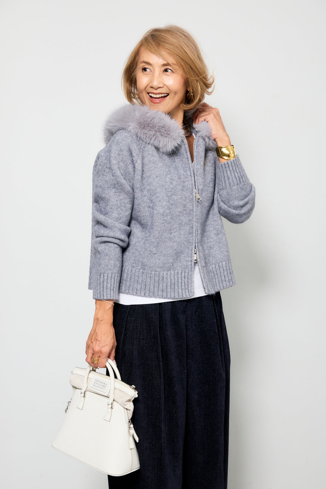 ファーフードニットパーカー