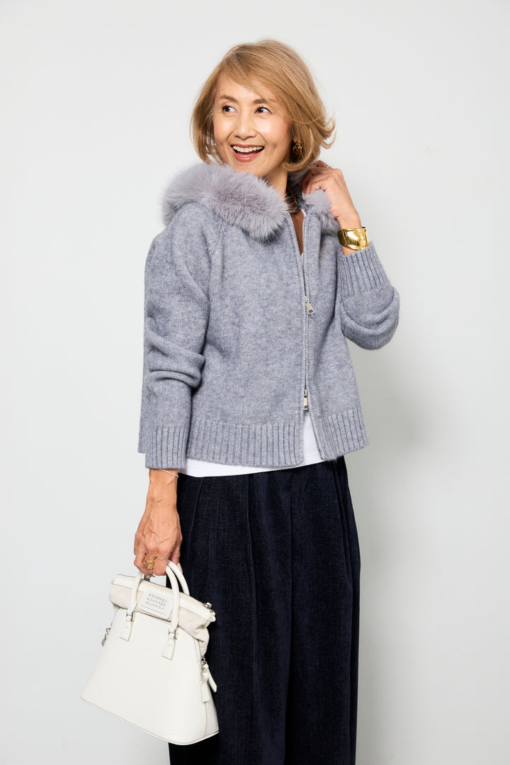 ファーフードニットパーカー