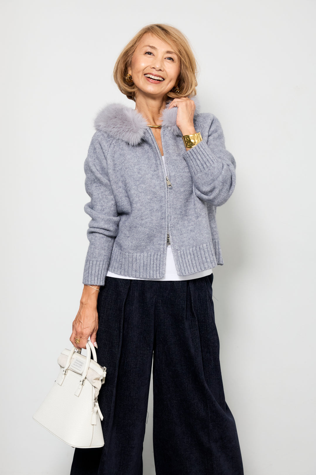 ファーフードニットパーカー