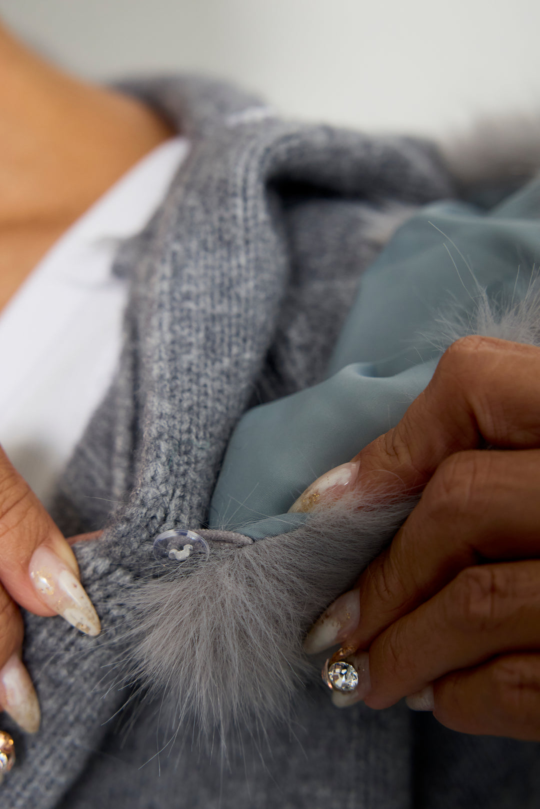 [SET]ファーフードニットパーカー+デニムライク起毛ワイドパンツ(2set)