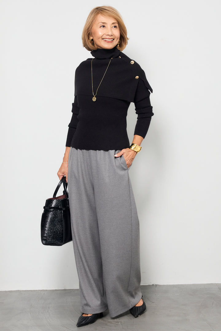 ボタンデザインケープニットアンサンブル