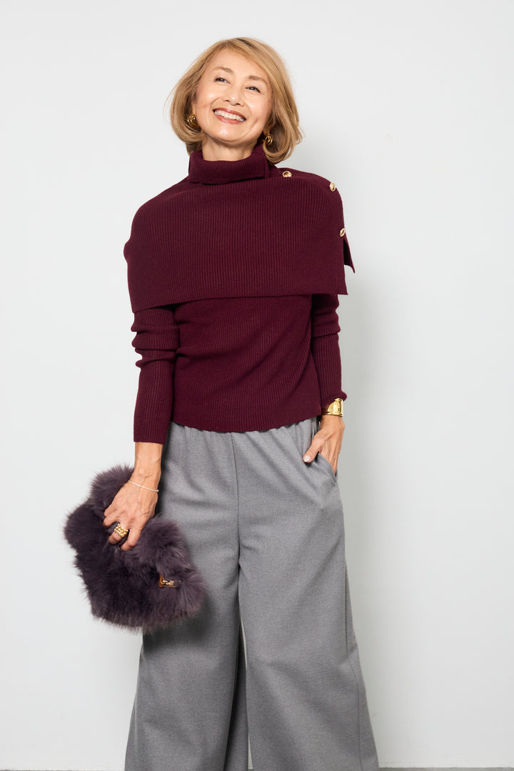 ボタンデザインケープニットアンサンブル