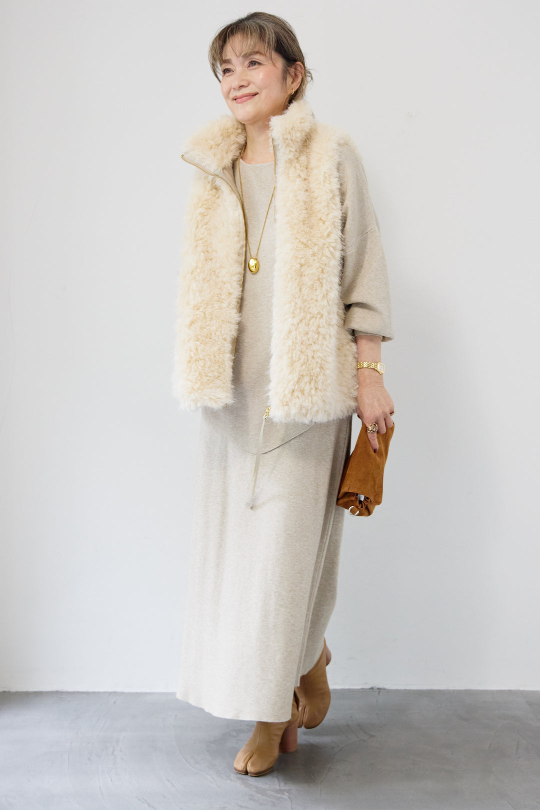 [SET]ロングミックスファーベスト+ニットアップ アシンメトリープルオーバー＆ロングスカート(2set)