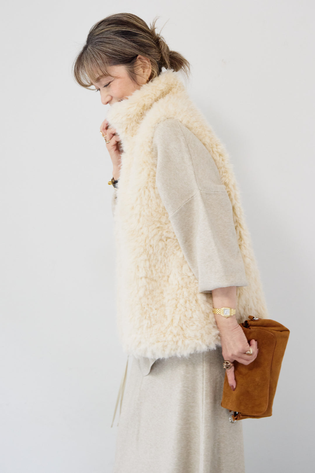 [SET]ロングミックスファーベスト+ニットアップ アシンメトリープルオーバー＆ロングスカート(2set)