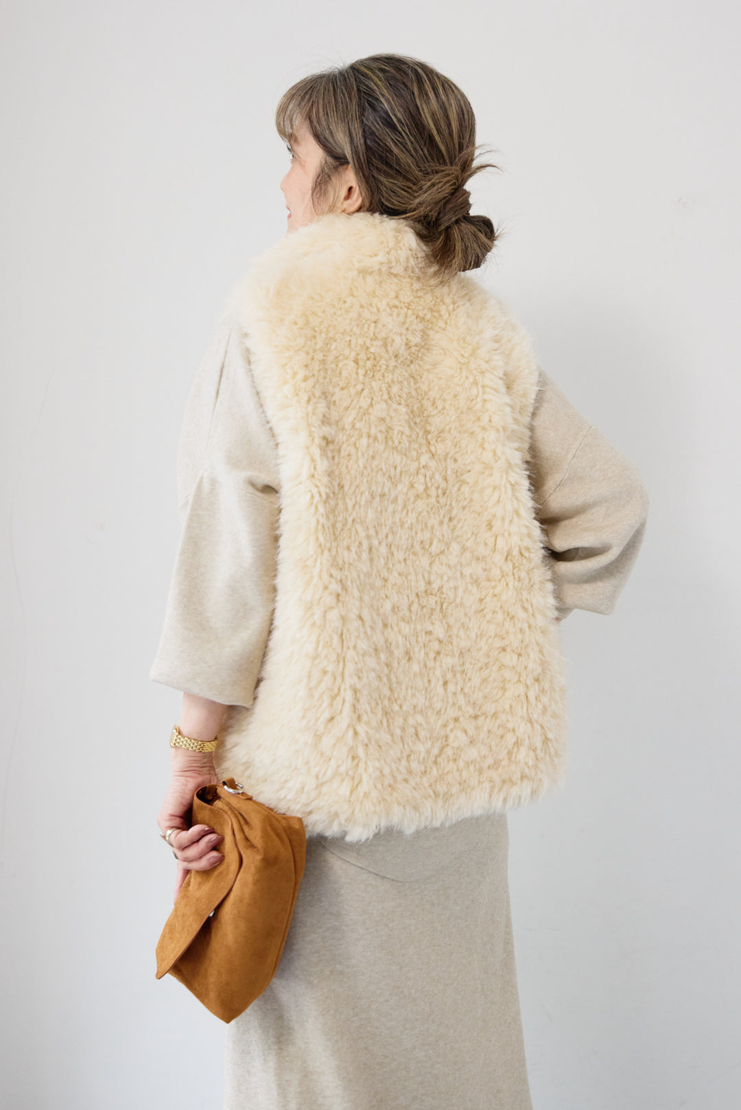 [SET]ロングミックスファーベスト+ニットアップ アシンメトリープルオーバー＆ロングスカート(2set)